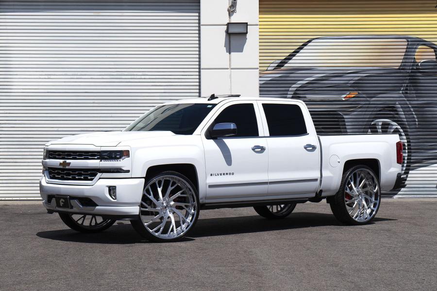  Chevrolet Silverado Crew Cab on Forgiato Wheels (Sincro) 2019 года  (фото 1 из 12)